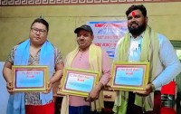 श्रमिक दिवसको अवसरमा नवलपरासीका तीन सञ्चार श्रमिकहरू सम्मानित 