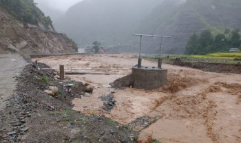 बाढीमा ज्यान गुमाउनेको संख्या ५९७ पुग्यो, करिव २ हजार सम्पर्कबिहिन, करिब ९३ हजार मानिस प्रभावित भएको अनुमान