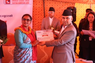 निर्वाचन आयोगद्धारा समानुपातिकतर्फ निर्वाचित ११० सांसदहरुलाई प्रमाणपत्र वितरण